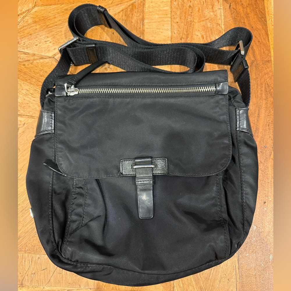 Black Nylon Messenger Crossbody Bag/Purse | Tumi